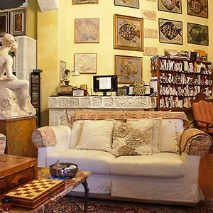 Donna Regina Dimora D'epoca Homestay